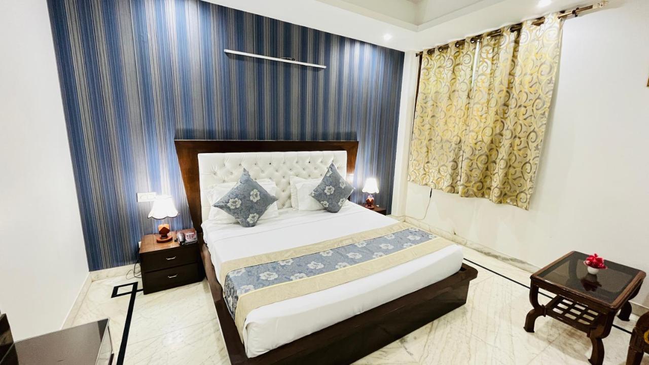 Hotel Starline Sector 28 Gurgaon Zewnętrze zdjęcie
