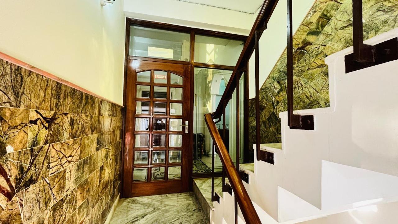 Hotel Starline Sector 28 Gurgaon Zewnętrze zdjęcie