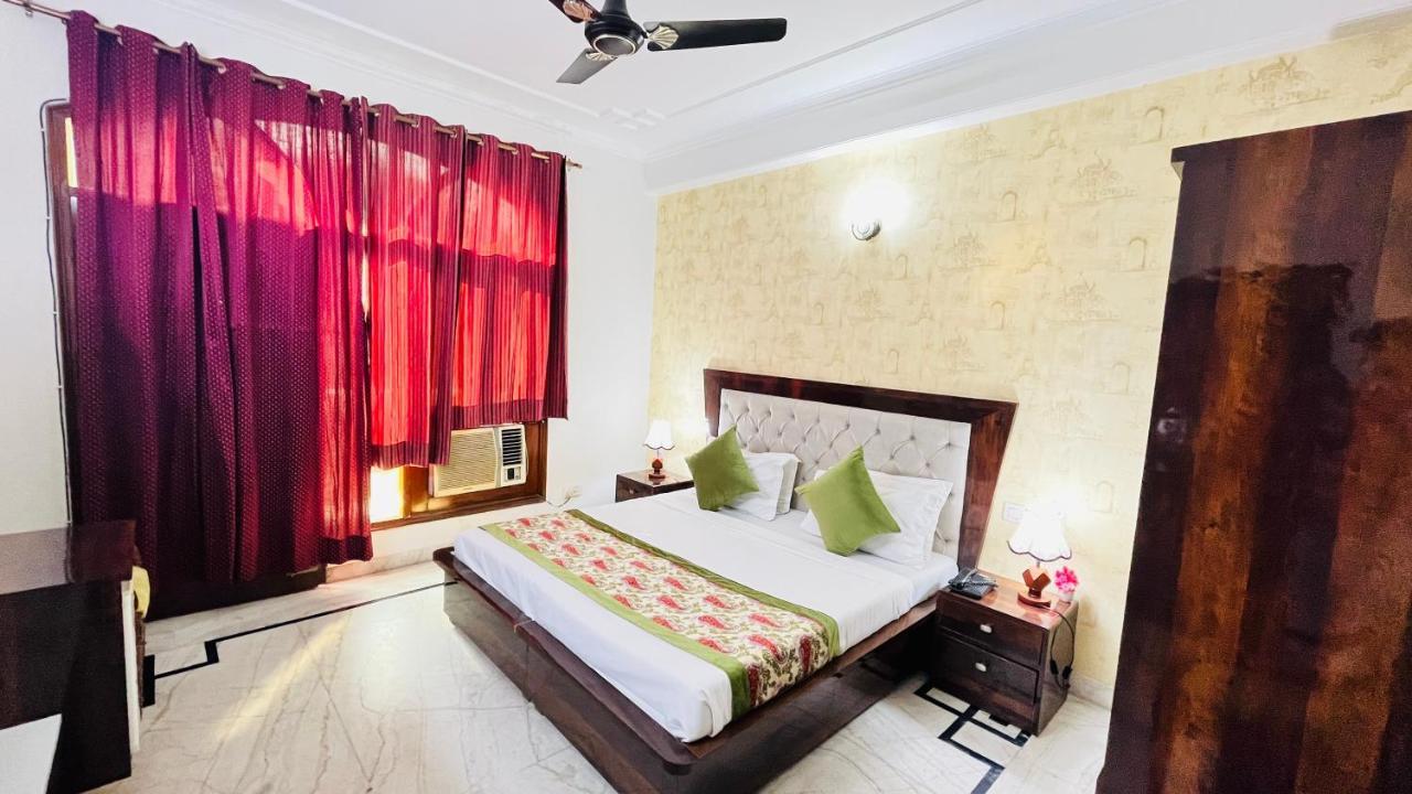 Hotel Starline Sector 28 Gurgaon Zewnętrze zdjęcie