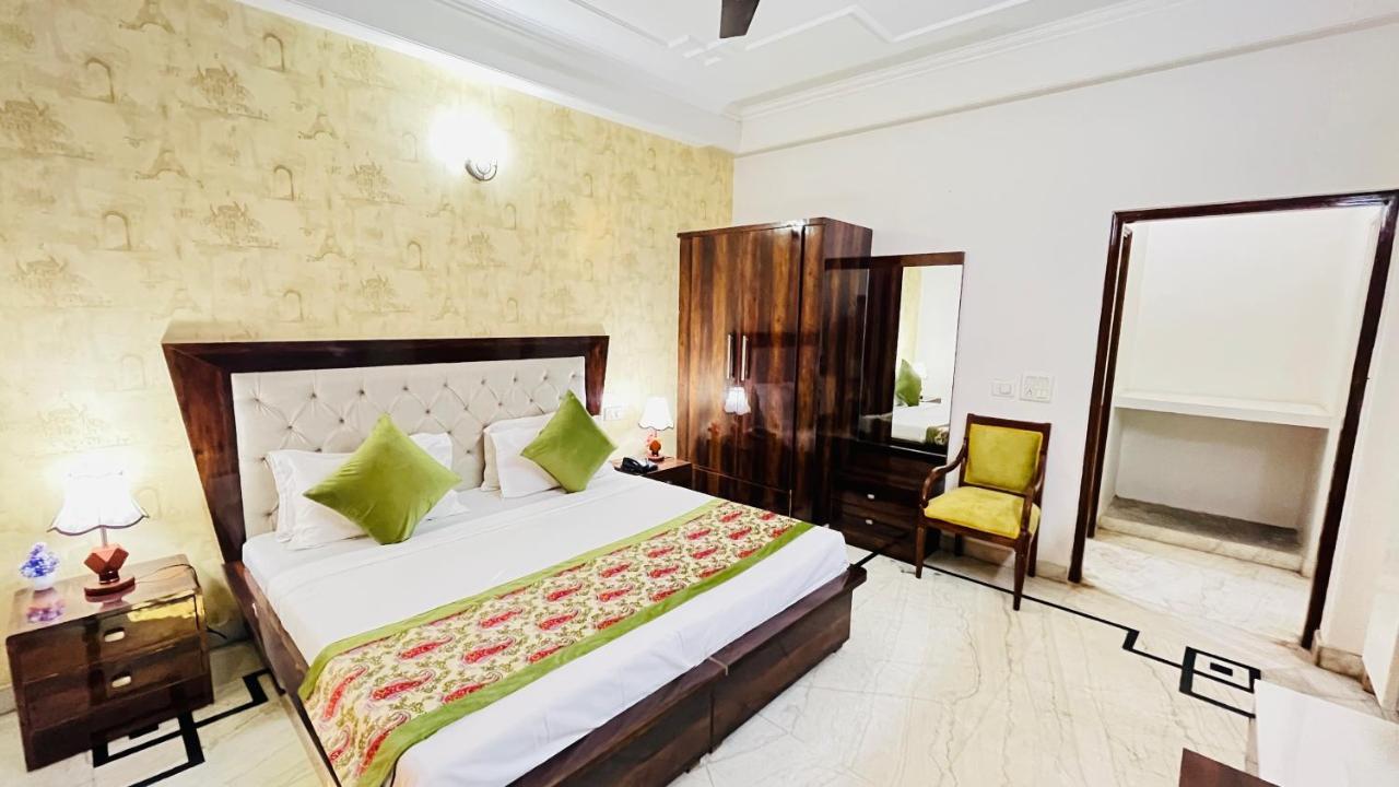 Hotel Starline Sector 28 Gurgaon Zewnętrze zdjęcie