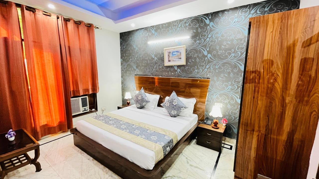 Hotel Starline Sector 28 Gurgaon Zewnętrze zdjęcie