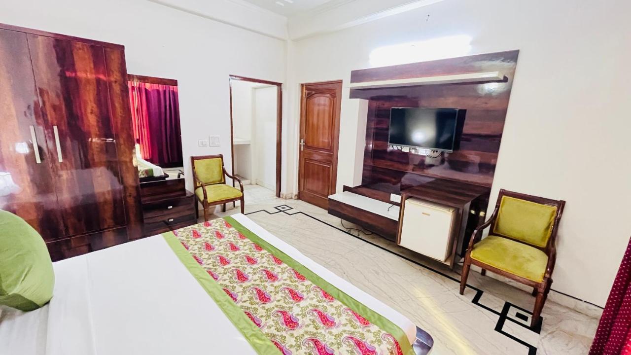Hotel Starline Sector 28 Gurgaon Zewnętrze zdjęcie